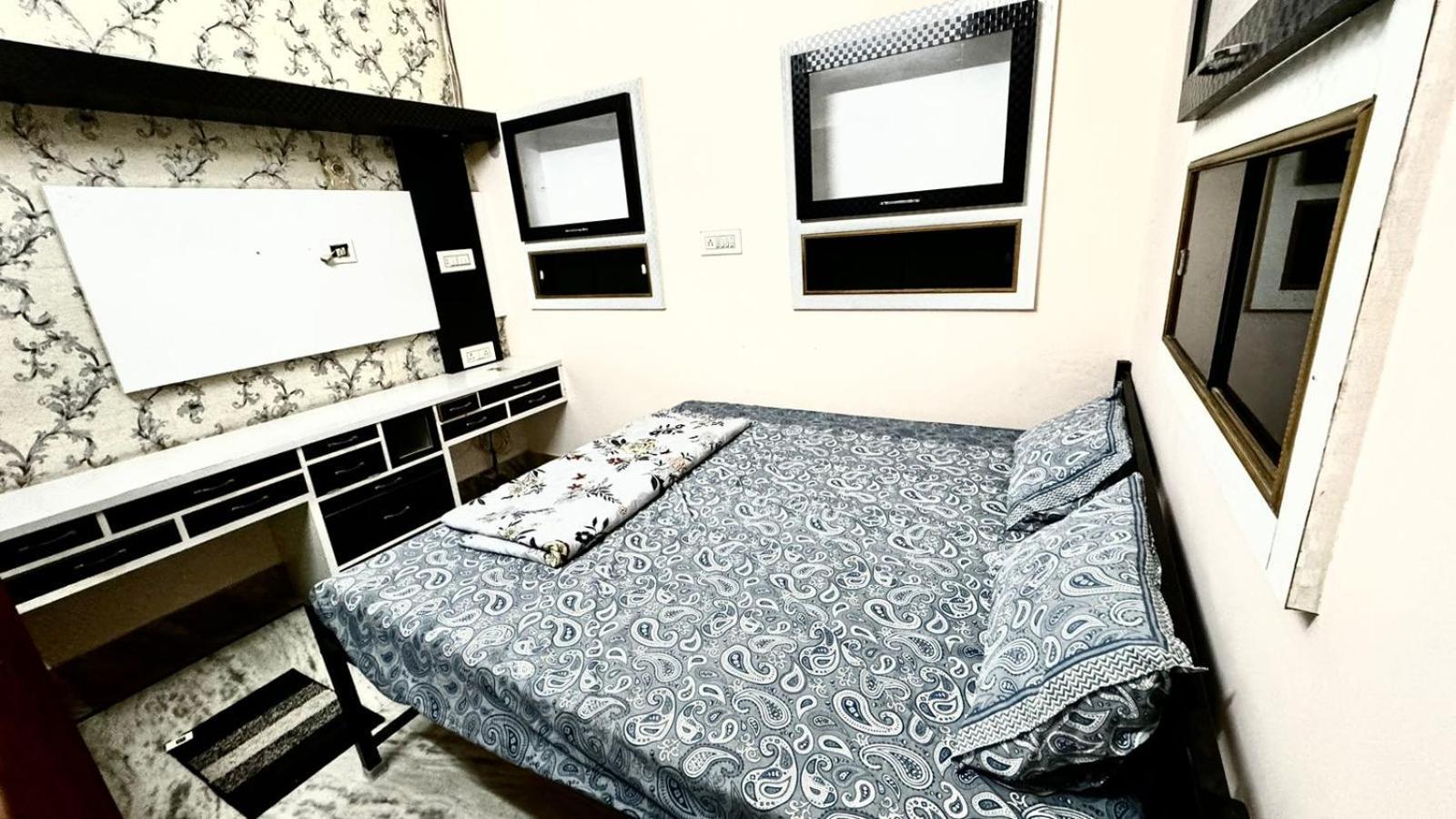 Rose Merry Guesthouse Bikaner Buitenkant foto